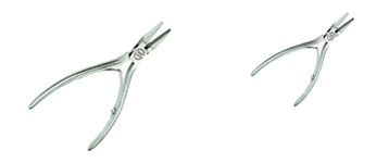 Flat nose pliers and snipe nose pliers