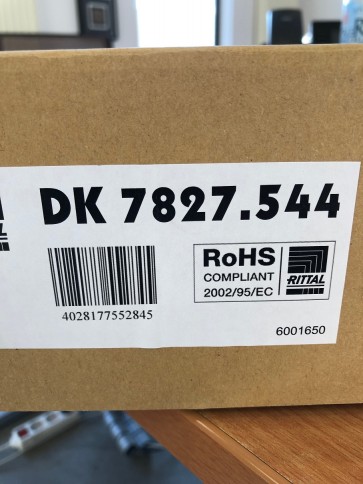 DK 7827.544, Bürstenleiste, Kunststoff ,Rittal